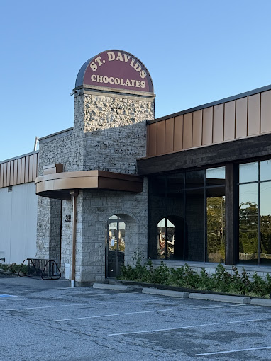 St. Davids Chocolates storefront and factory outlet store in Niagara, Ontario